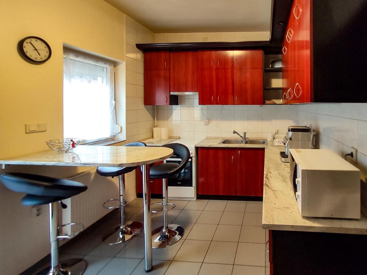Afrodite Apartmanhaz Eger Exterior photo